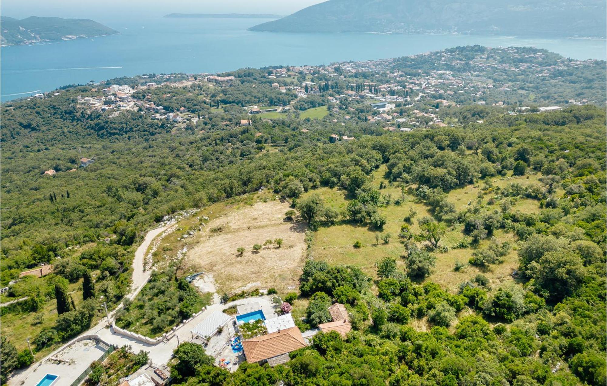 Amazing Home In Herceg Novi With House Sea View エクステリア 写真
