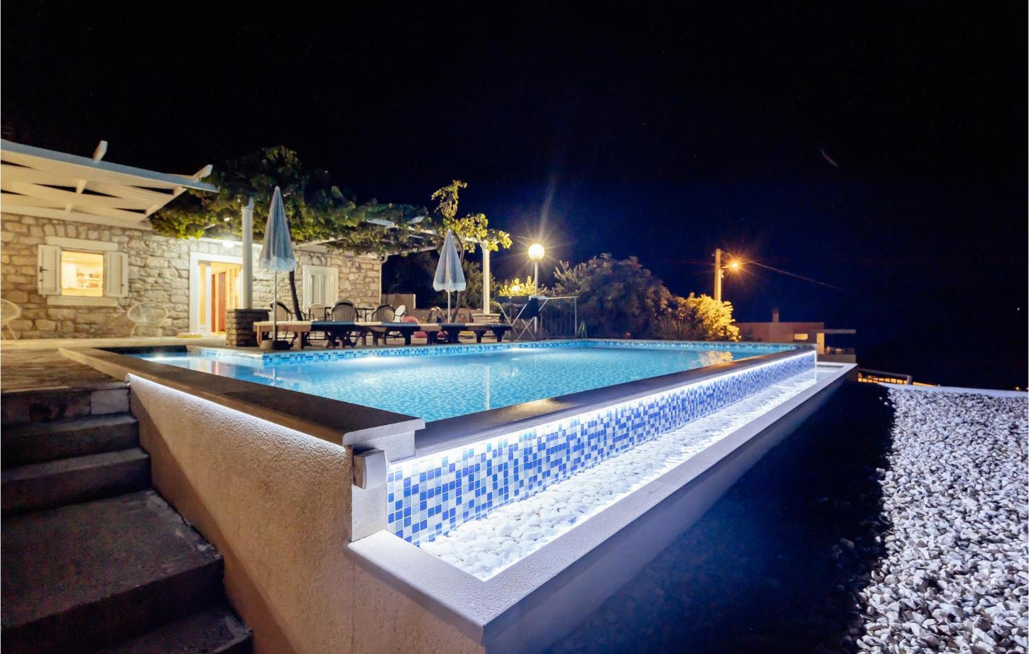 Amazing Home In Herceg Novi With House Sea View エクステリア 写真