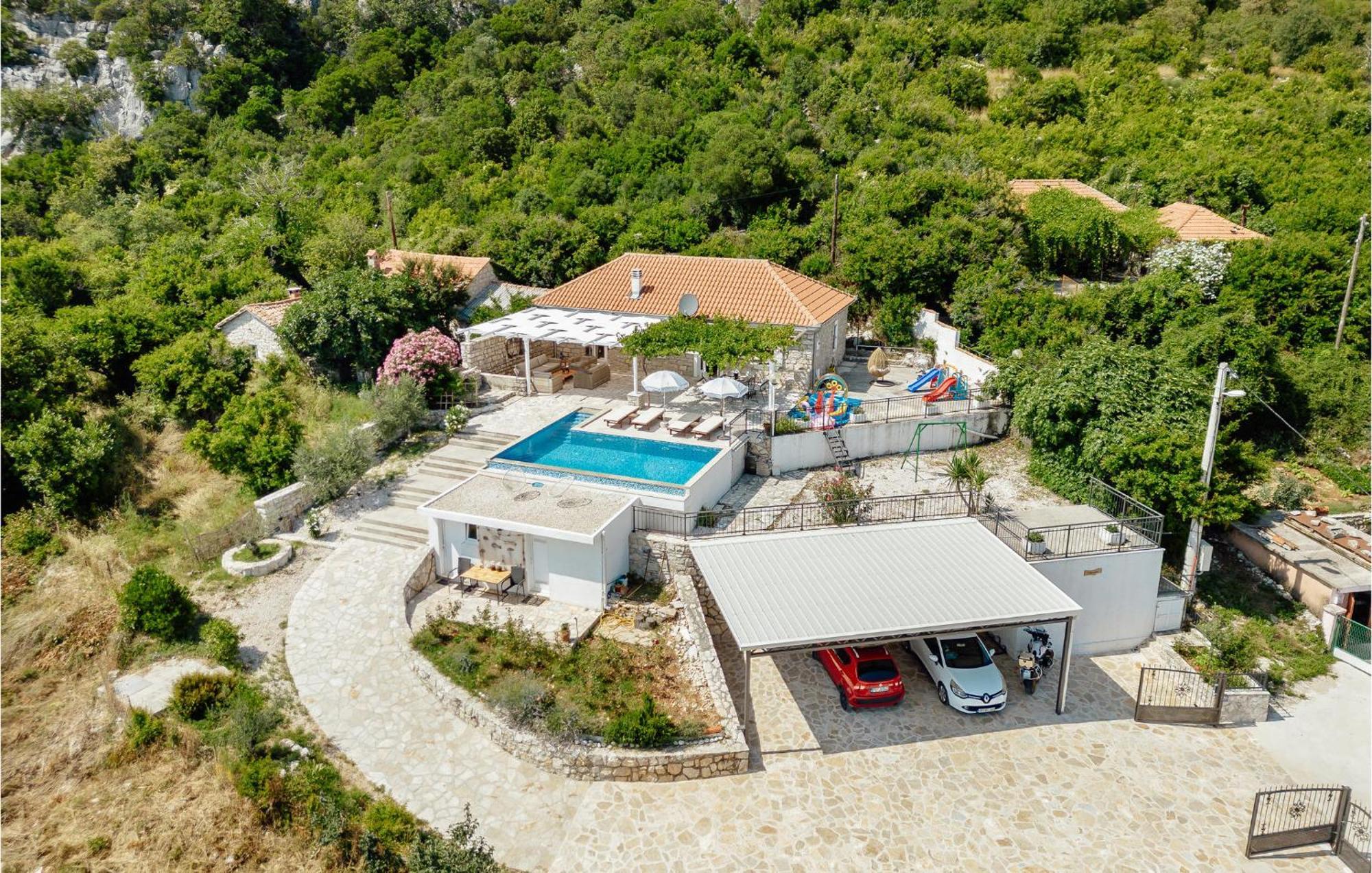 Amazing Home In Herceg Novi With House Sea View エクステリア 写真